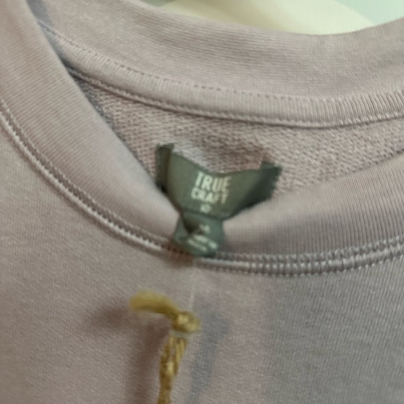 Grey True Craft top. Women's. Size medium. - Picture 2 of 3
